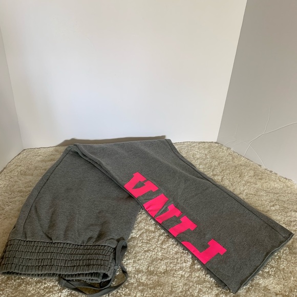 Victoria’s Secret pullover boyfriend bottom LARGE - Picture 6 of 6